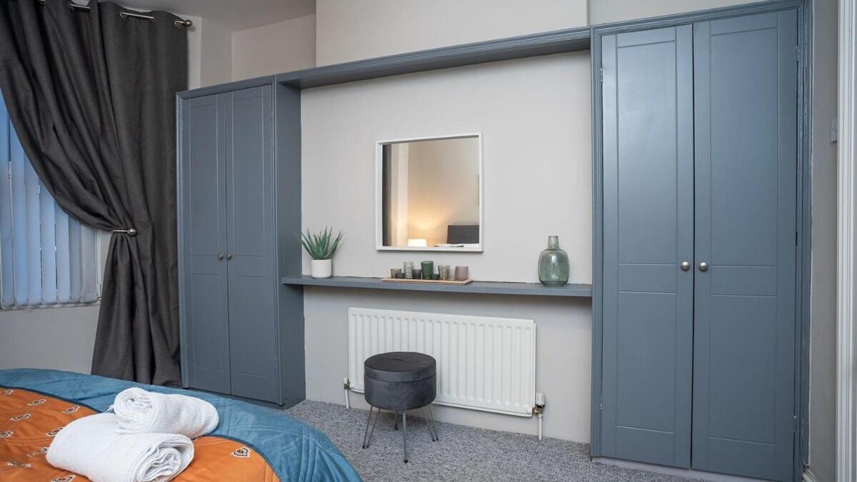 1 Bdr Apartment At Queens Uni By Belfast City Breaks Room photo